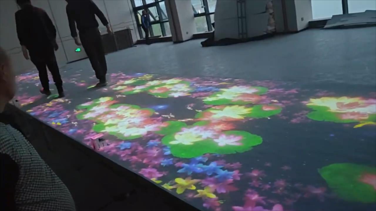 14 淼村宴会厅地面互动投影.jpg