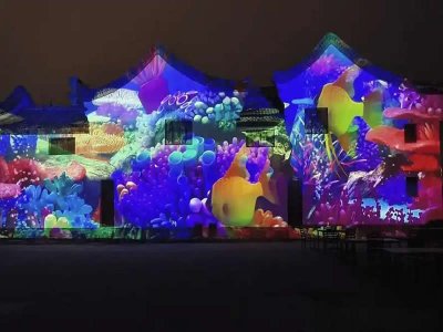 光影魔法师：户外墙面投影唤醒城市新妆